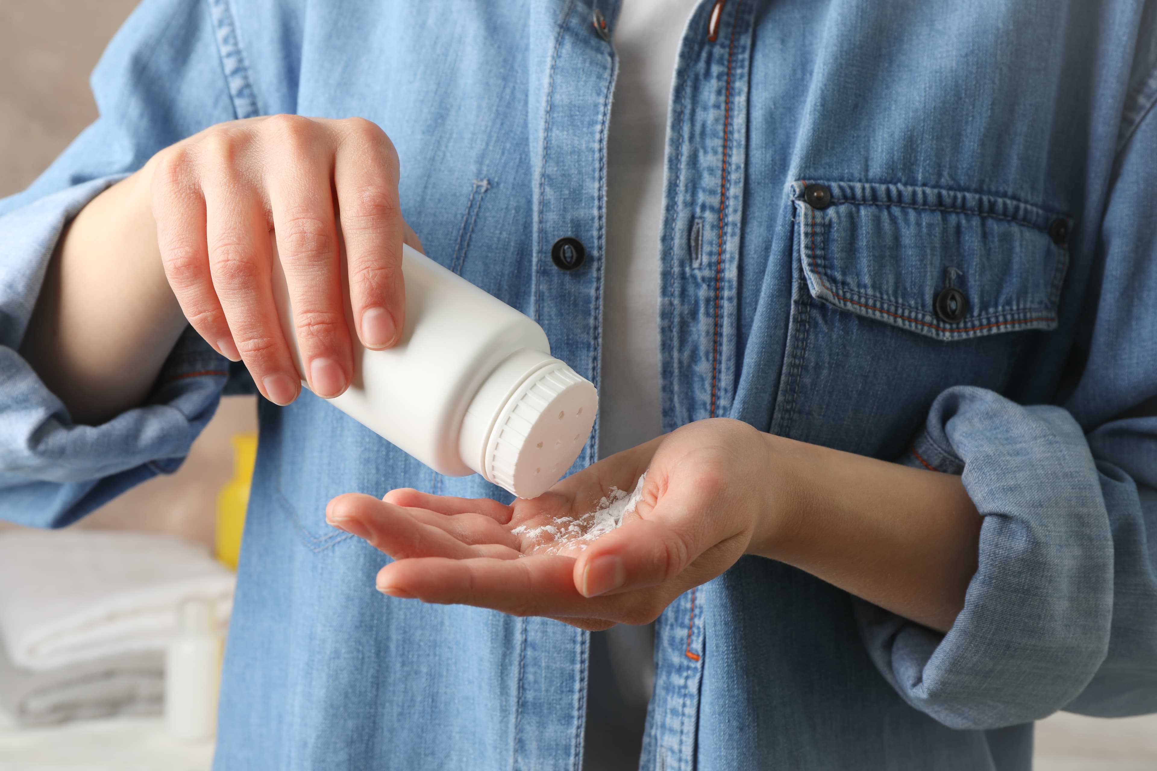 Talcum Powder and Ovarian Cancer: What the Lawsuits Are About